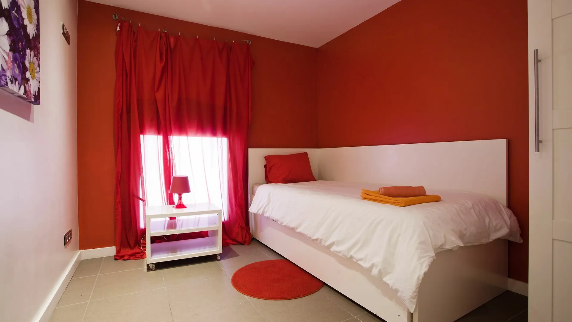 Espai Barcelona Paralel Apartments