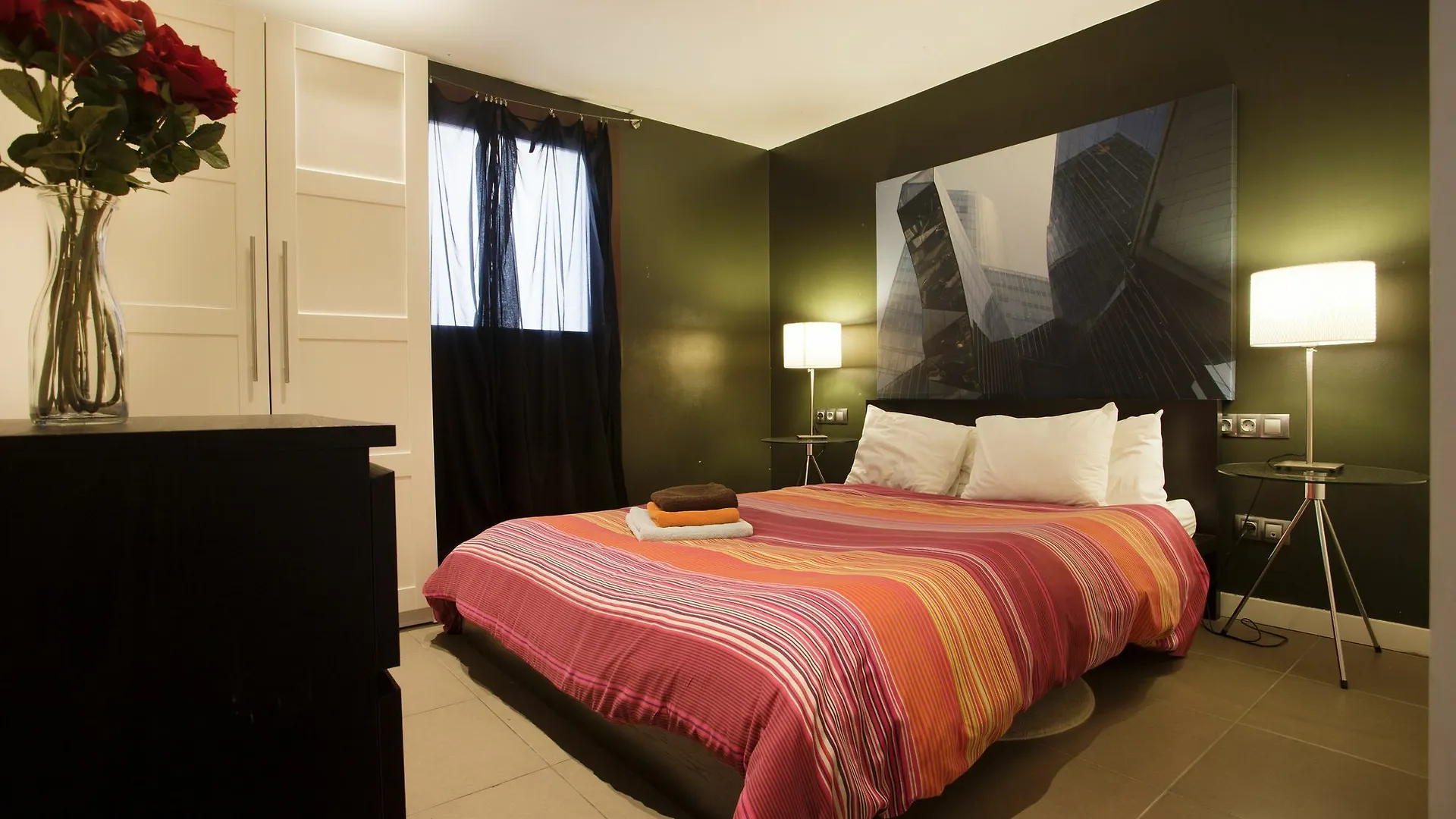 Espai Barcelona Paralel Apartments