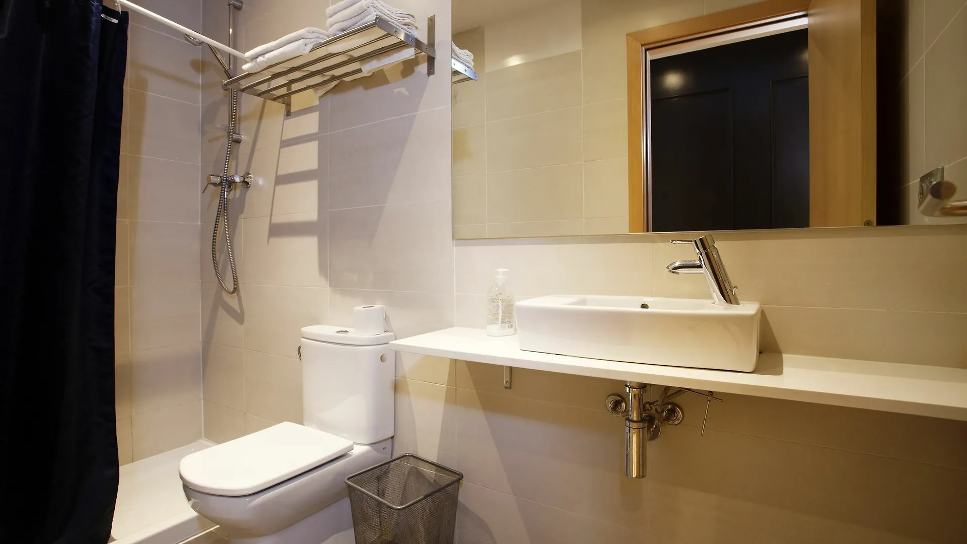 Espai Barcelona Paralel Apartments