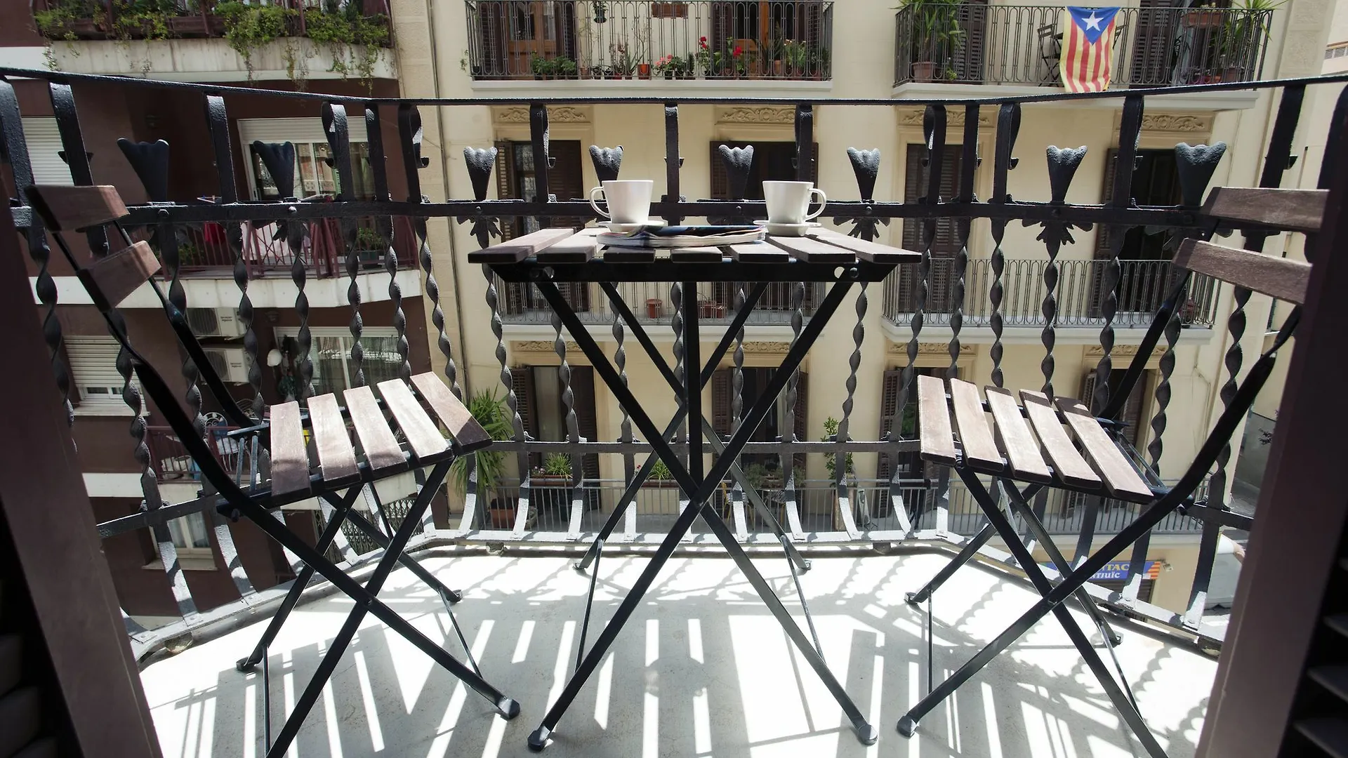 Espai Barcelona Paralel Apartments