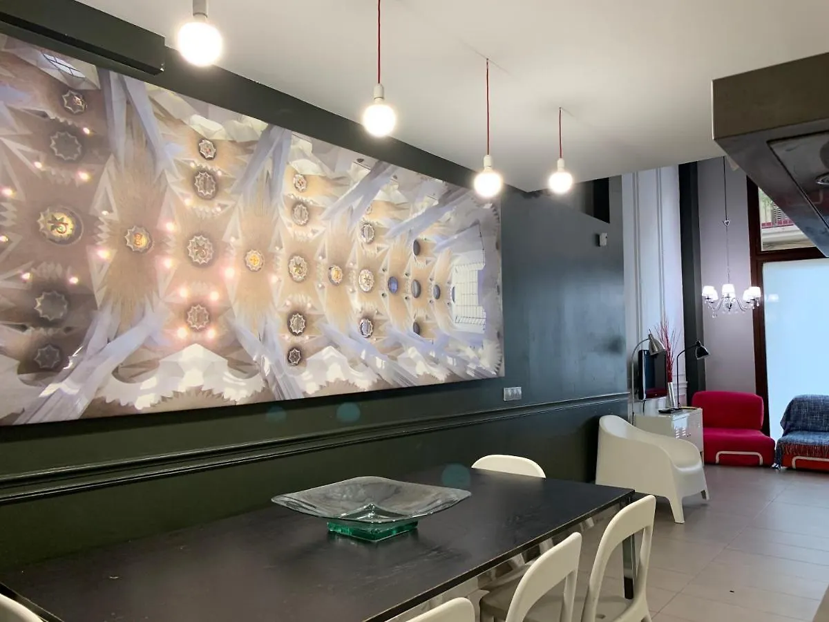 Espai Barcelona Paralel Apartments